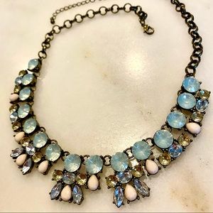 Gorgeous pastel and brass rhinestone adjustable necklace.  Very opalescent